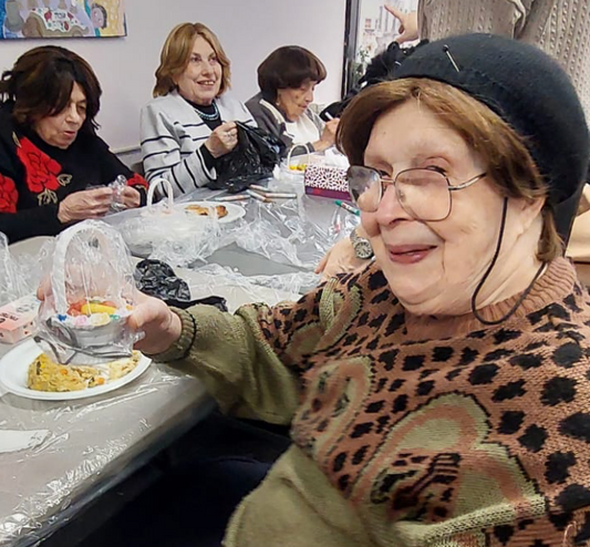Art Therapy for Survivors: Designing Fruit Baskets